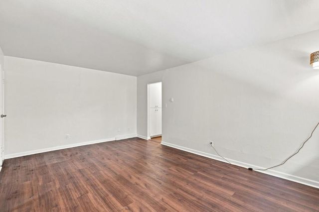 3877 Howe Street 108, Oakland, CA 94611