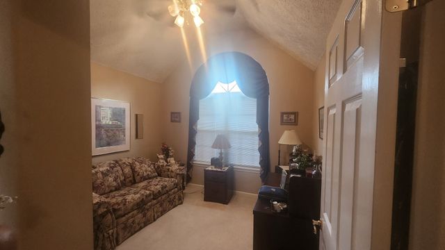 982 Trail Ridge Cir, La Vergne, TN 37086
