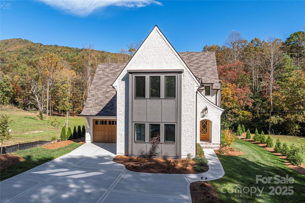 334 North Fork Road 1, Black Mountain, NC 28711