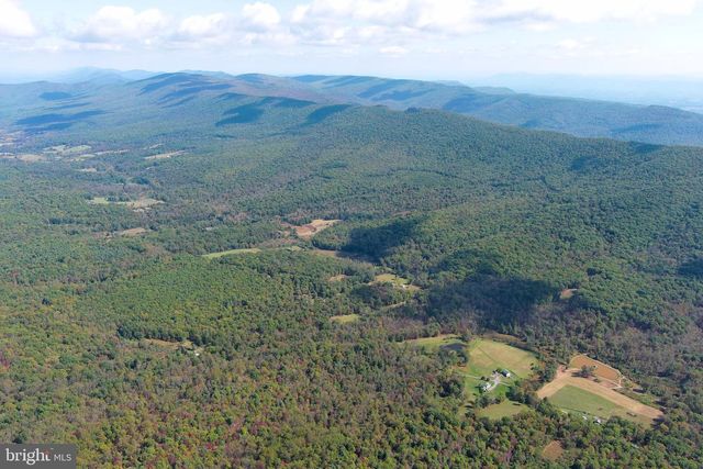 398 SPRING RUN RD, Wardensville, WV 26851