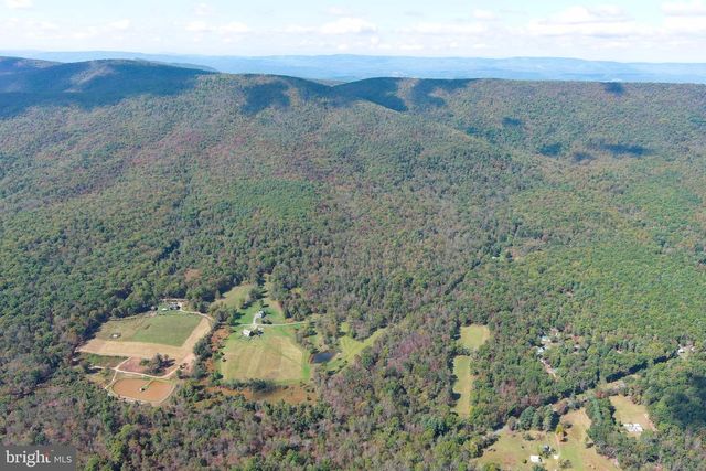 398 SPRING RUN RD, Wardensville, WV 26851