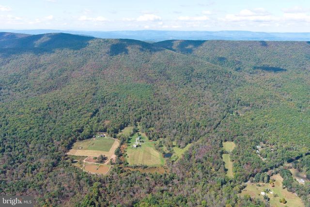 398 SPRING RUN RD, Wardensville, WV 26851