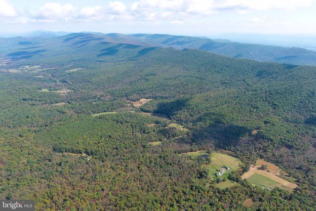 398 SPRING RUN RD, Wardensville, WV 26851