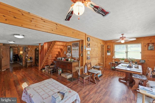 398 SPRING RUN RD, Wardensville, WV 26851