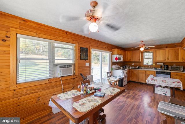 398 SPRING RUN RD, Wardensville, WV 26851