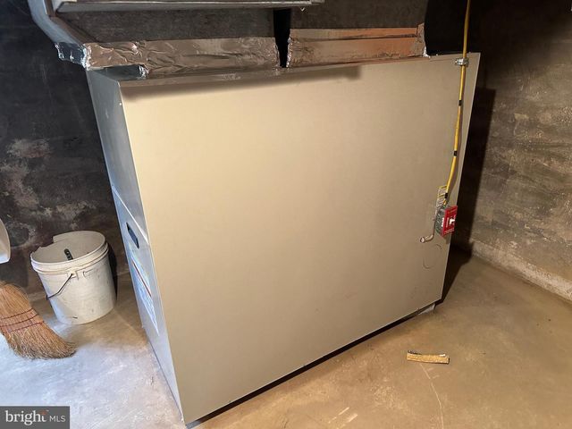 398 SPRING RUN RD, Wardensville, WV 26851