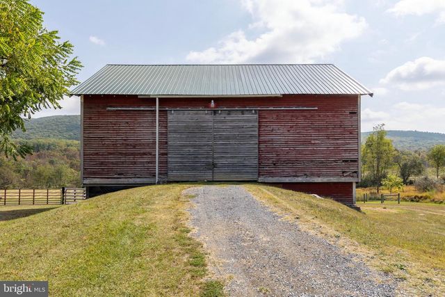 398 SPRING RUN RD, Wardensville, WV 26851
