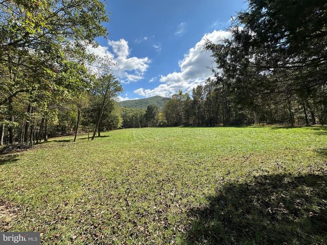 398 SPRING RUN RD, Wardensville, WV 26851