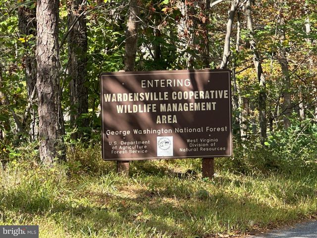 398 SPRING RUN RD, Wardensville, WV 26851