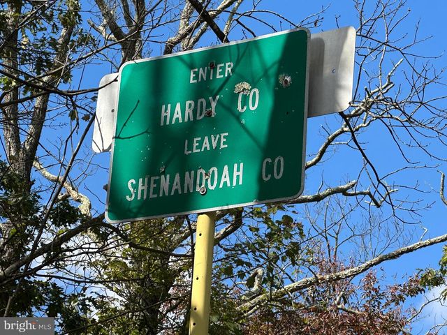 398 SPRING RUN RD, Wardensville, WV 26851