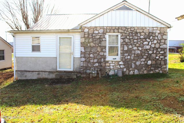 914 Cannon Ave, Sweetwater, TN 37874