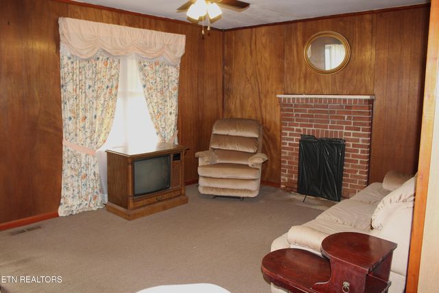 914 Cannon Ave, Sweetwater, TN 37874