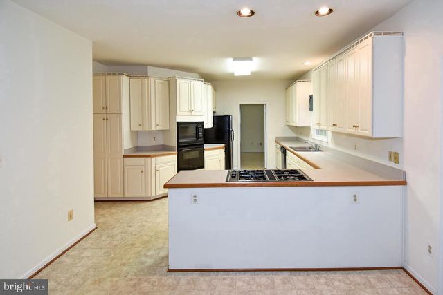 47313 GRANDVIEW PL, Sterling, VA 20165