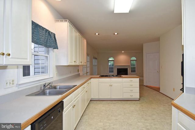 47313 GRANDVIEW PL, Sterling, VA 20165