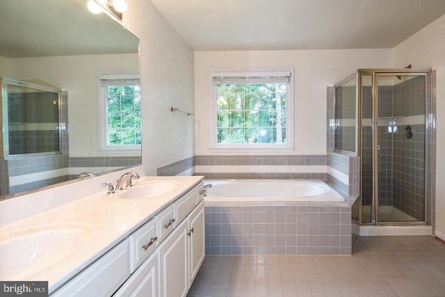 47313 GRANDVIEW PL, Sterling, VA 20165