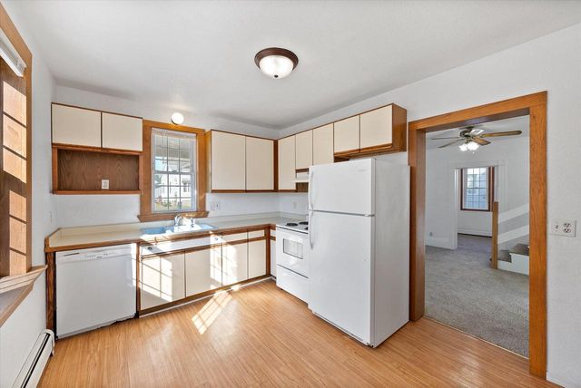 125 N 10th STREET, Oostburg, WI 53070