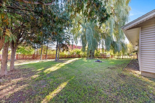 125 N 10th STREET, Oostburg, WI 53070