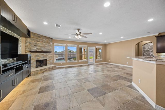 3726 Walker Falls Lane, Fulshear, TX 77441