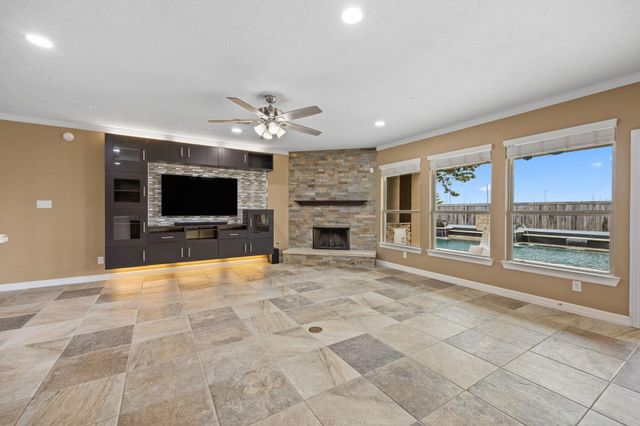 3726 Walker Falls Lane, Fulshear, TX 77441