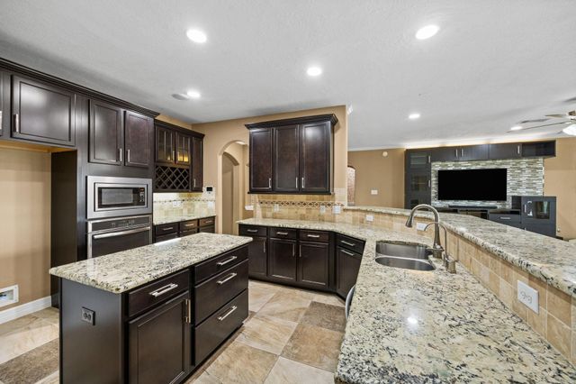 3726 Walker Falls Lane, Fulshear, TX 77441
