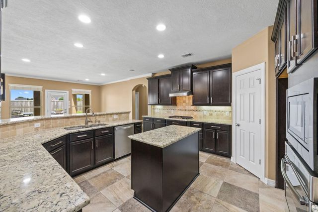 3726 Walker Falls Lane, Fulshear, TX 77441