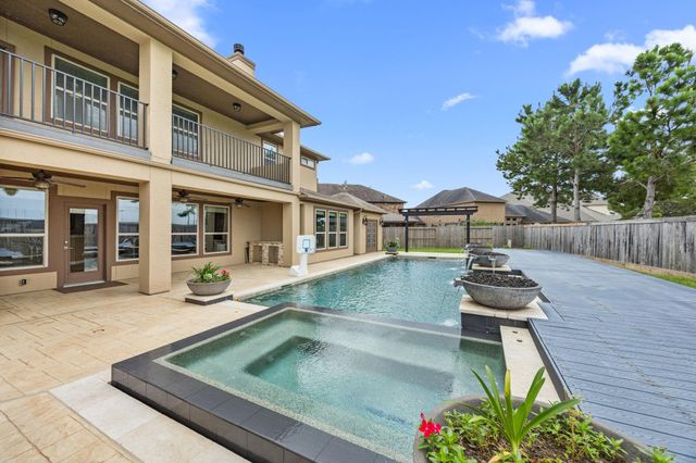 3726 Walker Falls Lane, Fulshear, TX 77441