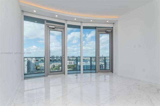 17475 Collins Ave 2003, Sunny Isles Beach, FL 33160