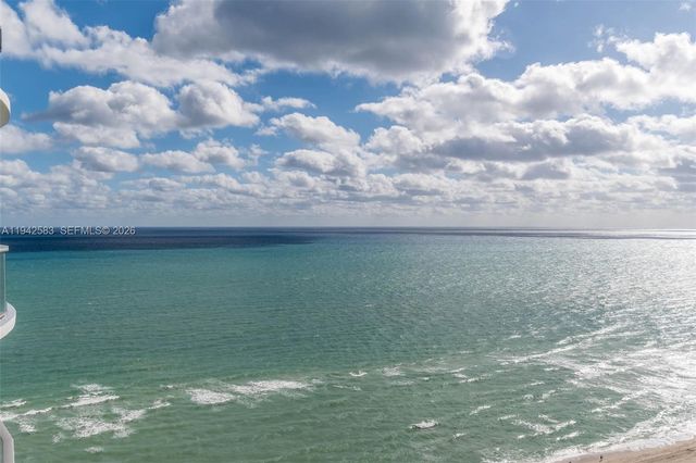 17475 Collins Ave 2003, Sunny Isles Beach, FL 33160