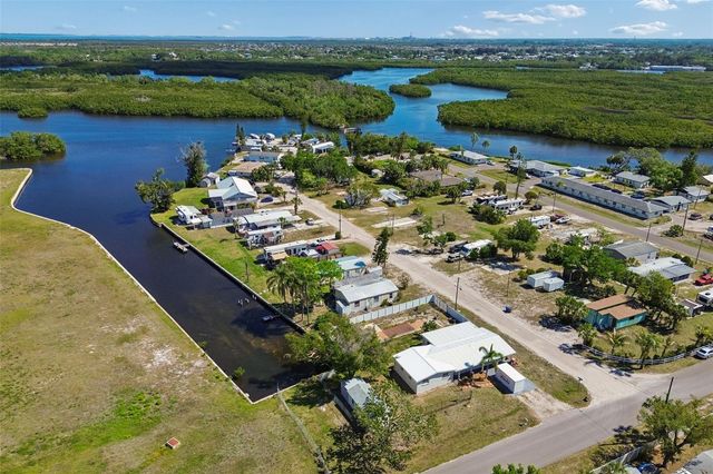 1130 SWEENEY DRIVE, Ruskin, FL 33570