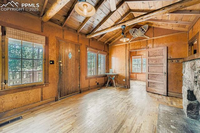 5860 Paona Road, Cascade, CO 80809