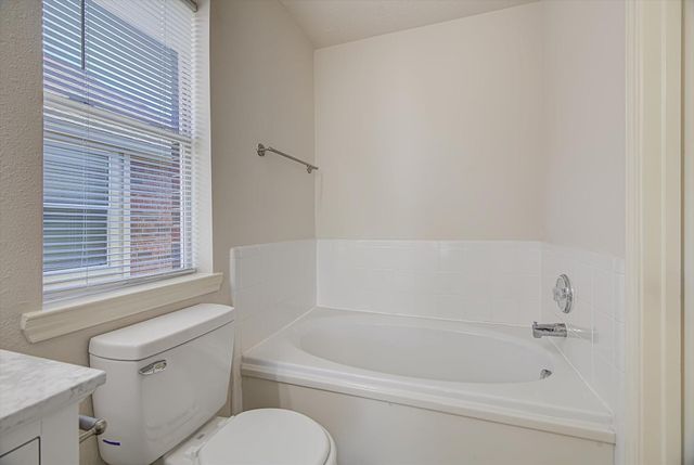 119 Horn Court, Baytown, TX 77523