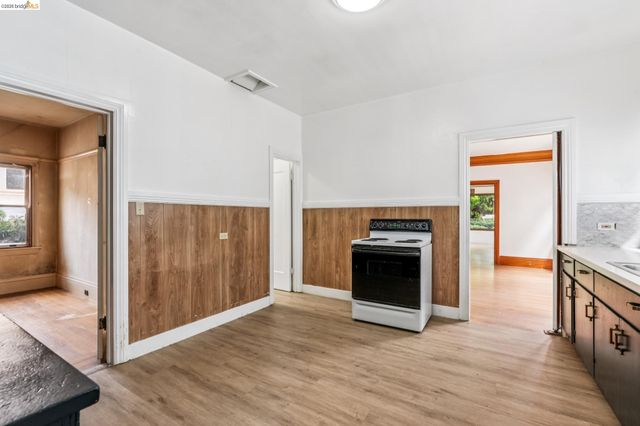 2334 Mckinley Ave, Berkeley, CA 94703