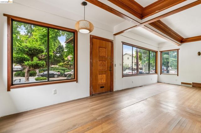 2334 Mckinley Ave, Berkeley, CA 94703