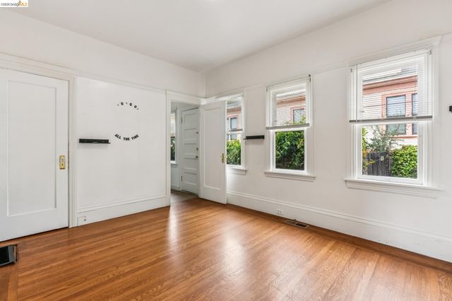 2334 Mckinley Ave, Berkeley, CA 94703