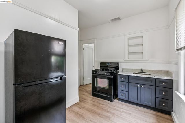 2334 Mckinley Ave, Berkeley, CA 94703