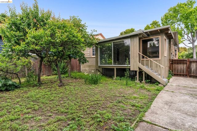 2334 Mckinley Ave, Berkeley, CA 94703