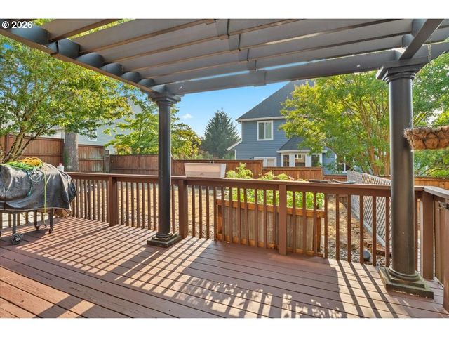1200 Nw THORN Dr, Albany, OR 97321
