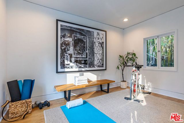1166 San Ysidro Drive, Beverly Hills, CA 90210