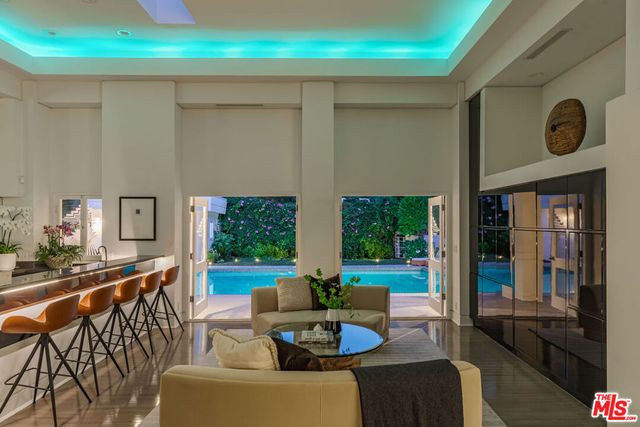 1166 San Ysidro Drive, Beverly Hills, CA 90210