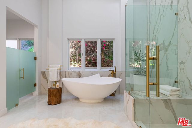 1166 San Ysidro Drive, Beverly Hills, CA 90210