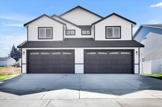 13813 W Redding Dr, Airway Heights, WA 99001