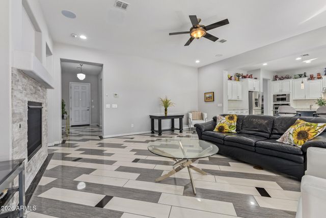 4389 N PETERSBURG Drive, Florence, AZ 85132