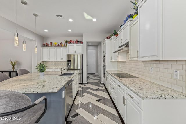 4389 N PETERSBURG Drive, Florence, AZ 85132