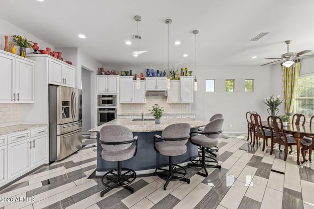 4389 N PETERSBURG Drive, Florence, AZ 85132