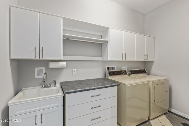 4389 N PETERSBURG Drive, Florence, AZ 85132