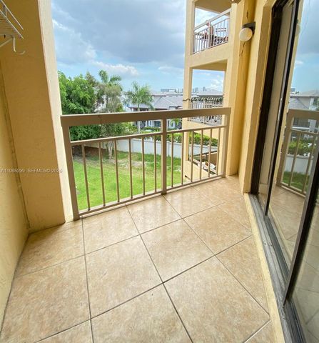 8290 Lake Dr 449, Doral, FL 33166
