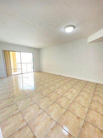 8290 Lake Dr 449, Doral, FL 33166