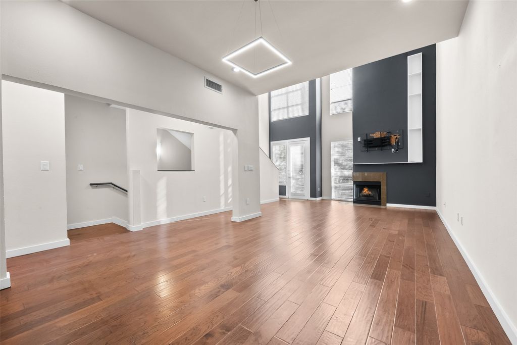 6927 Sumner Street 6927, The Colony, TX 75056