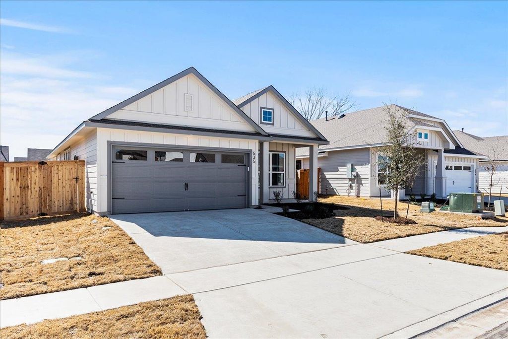 535 Jane Long DR, San Marcos, TX 78666