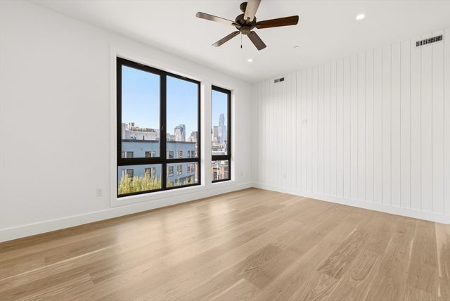 118 B Street 501, Boston, MA 02127